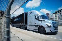 Электрический Freightliner eCascadia посоревнуется с Tesla SEMI