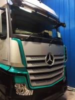 Actros 1