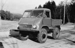 Unimog 401/402 com cabine fechada