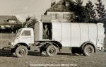 Unimog 401/402 com cabine fechada