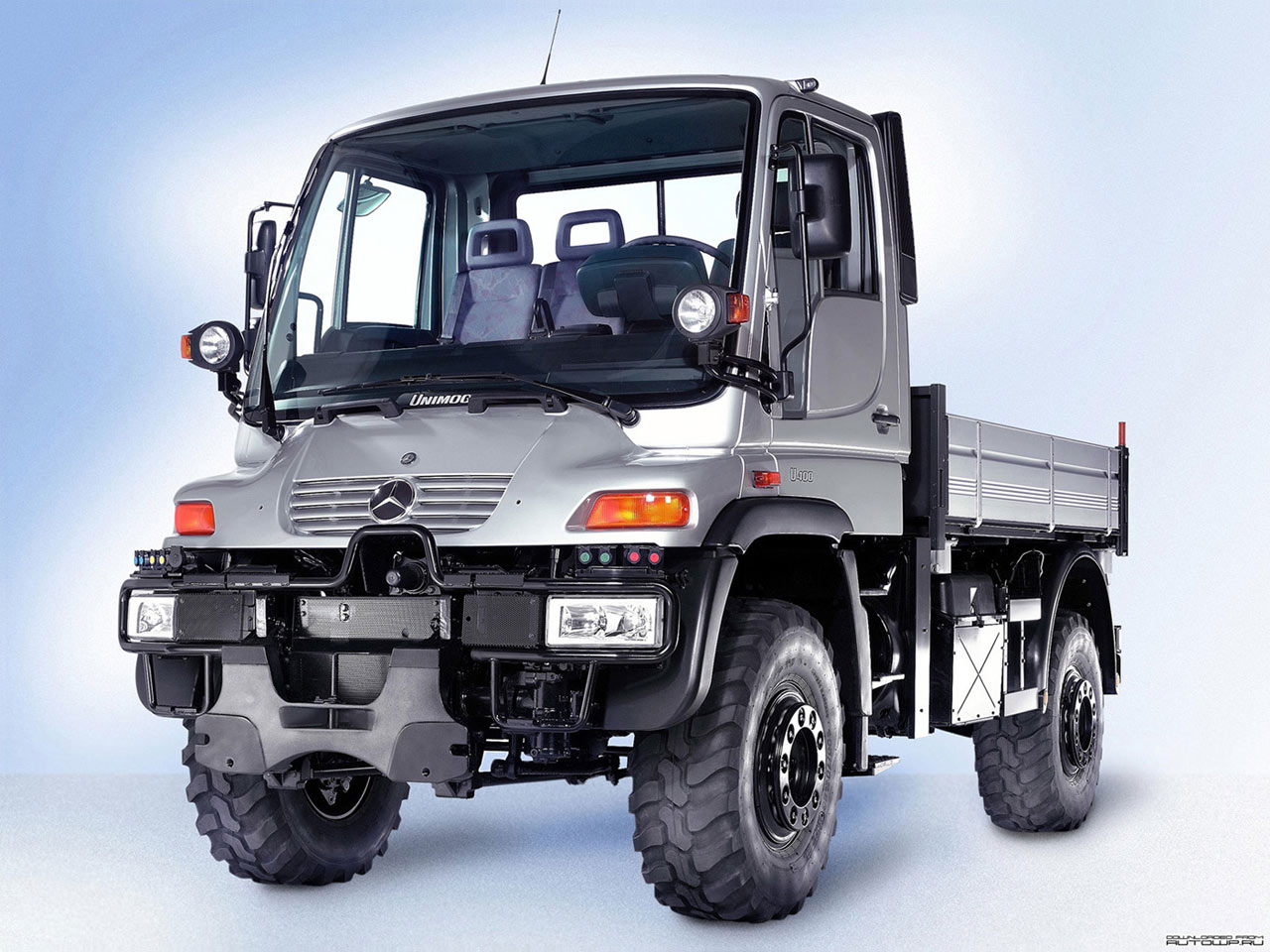 Mercedes-Benz Unimog U300/U400/U500 1st generation (Special vehicles) -  Trucksplanet